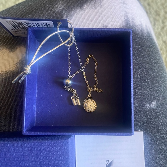 Brand new with tags/box Swarovski bracelet - Picture 8 of 8